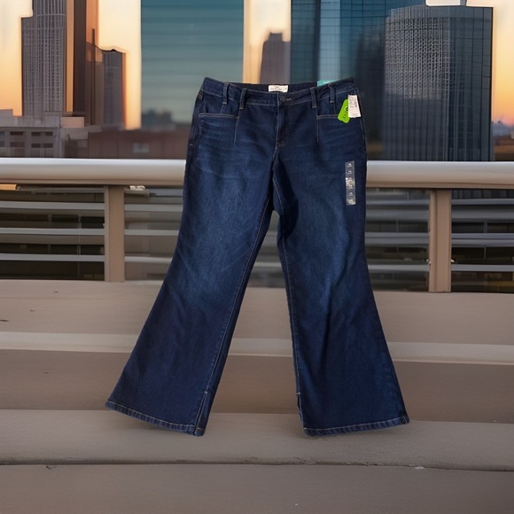 Maurices Denim - Maurice's Everflex 18 Short Original Fit Slim Bootcut Slits Dark